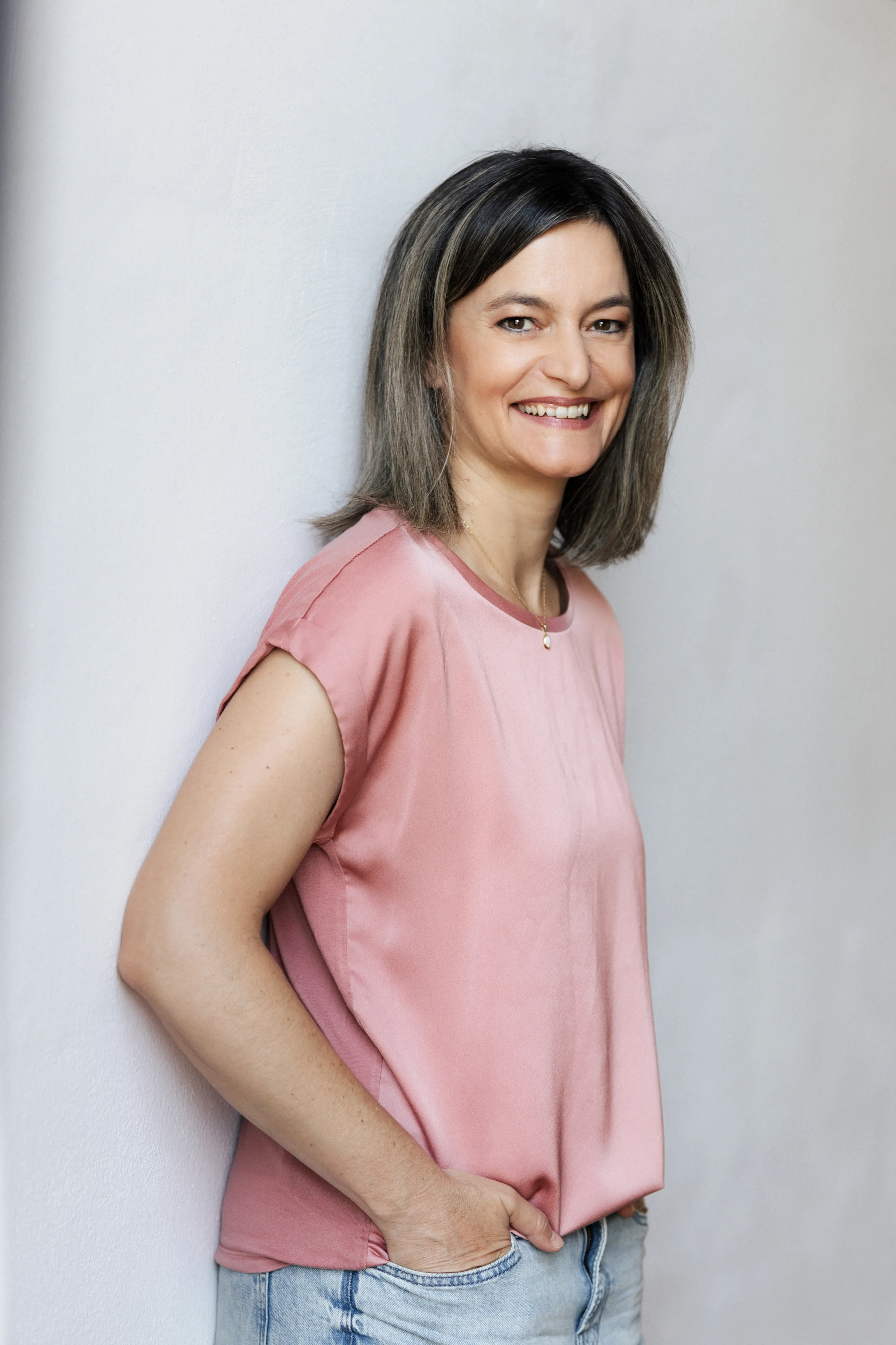 Portrait / Vertical Standing Bild