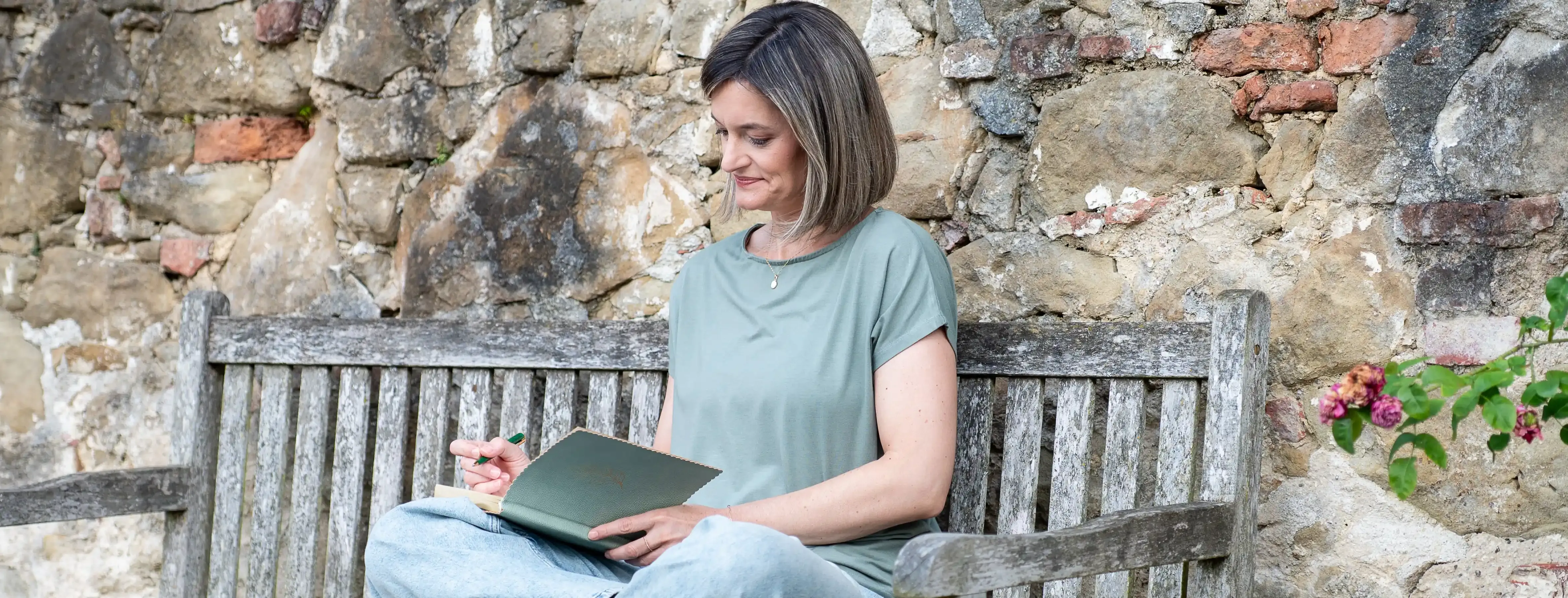 Christa Rameder in einem Workshop - lebendige Diskussion und Wissensaustausch